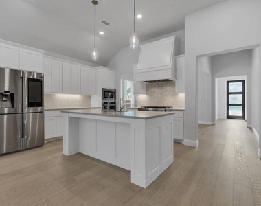 16128 Harris Hawk Street - Photo Thumbnail 7