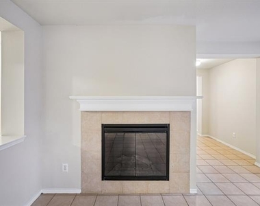 9120 Sun Haven Way - Photo Thumbnail 25