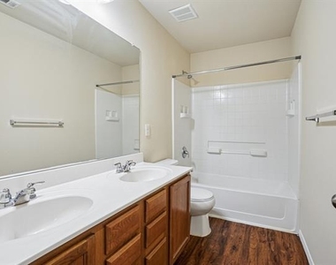 9120 Sun Haven Way - Photo Thumbnail 13