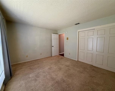 7905 Rice Drive - Photo Thumbnail 17
