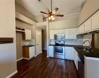 7905 Rice Drive - Photo Thumbnail 7