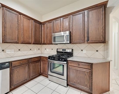 5037 Diamond Peak Court - Photo Thumbnail 13