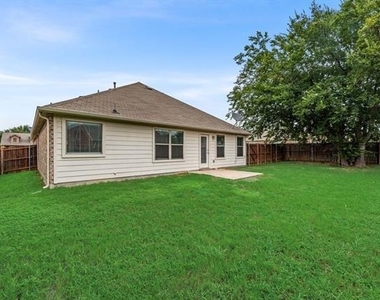 5037 Diamond Peak Court - Photo Thumbnail 28