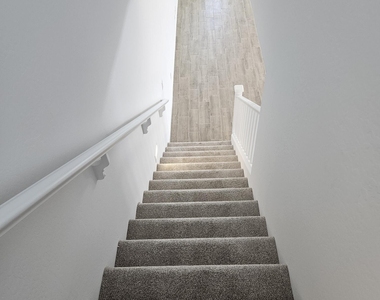 3357 S Primrose Avenue - Photo Thumbnail 14