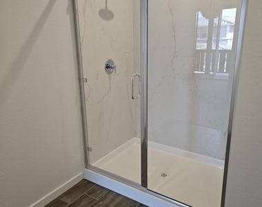 3357 S Primrose Avenue - Photo Thumbnail 26