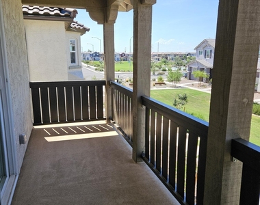 3357 S Primrose Avenue - Photo Thumbnail 21