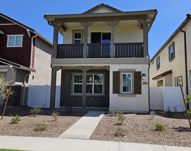 3357 S Primrose Avenue - Photo Thumbnail 1