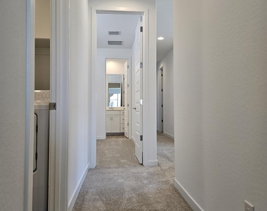 3357 S Primrose Avenue - Photo Thumbnail 28