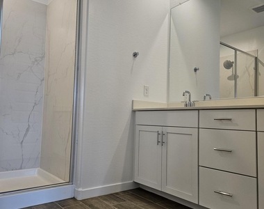 3357 S Primrose Avenue - Photo Thumbnail 27