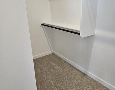 3357 S Primrose Avenue - Photo Thumbnail 19