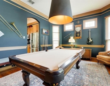 5429 Victor Street - Photo Thumbnail 2