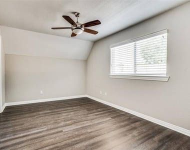 3642 Ridgebriar Drive - Photo Thumbnail 18
