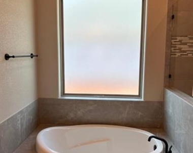 173 Crenshaw Court - Photo Thumbnail 16