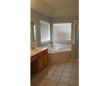9840 Hedge Bell Drive - Photo Thumbnail 16