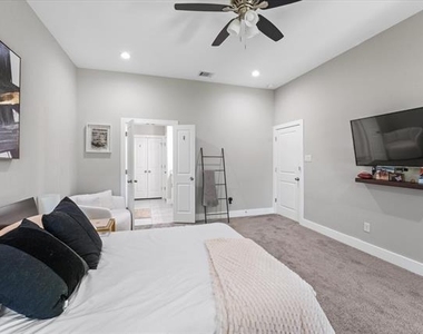 4520 Garrison Avenue - Photo Thumbnail 10