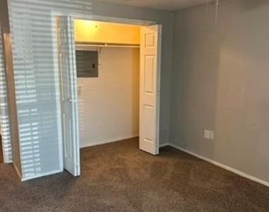 9696 Walnut Street - Photo Thumbnail 5