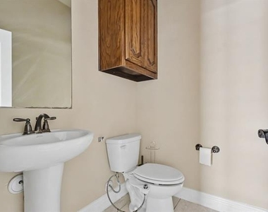 604 Darby Lane - Photo Thumbnail 18
