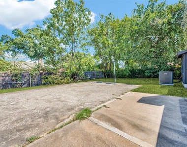 7501 Bermejo Road - Photo Thumbnail 13