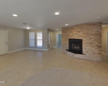 3018 S Standage Street - Photo Thumbnail 2
