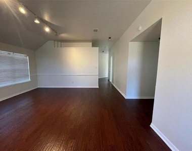 3046 Morning Star Drive - Photo Thumbnail 19