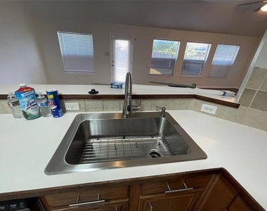 3046 Morning Star Drive - Photo Thumbnail 13