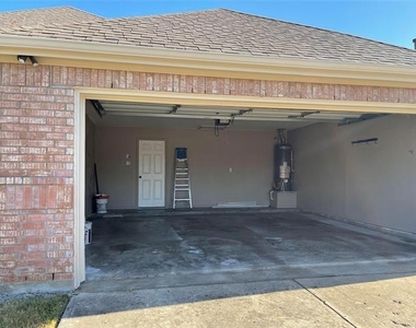 3046 Morning Star Drive - Photo Thumbnail 3