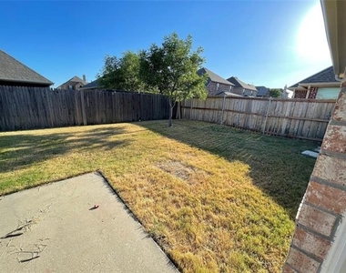 3046 Morning Star Drive - Photo Thumbnail 21