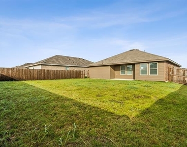 606 Wrangler Drive - Photo Thumbnail 19