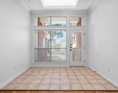 1324 Winnipeg Drive - Photo Thumbnail 14