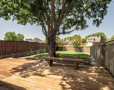 1324 Winnipeg Drive - Photo Thumbnail 28