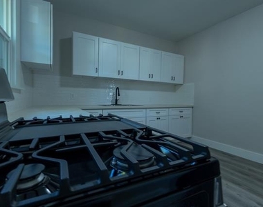 1702 Ethel Avenue - Photo Thumbnail 6