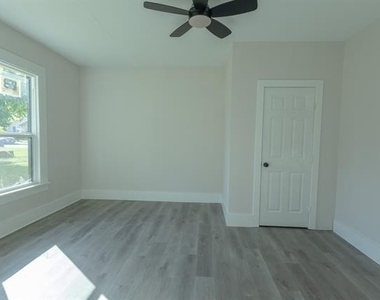 1702 Ethel Avenue - Photo Thumbnail 23