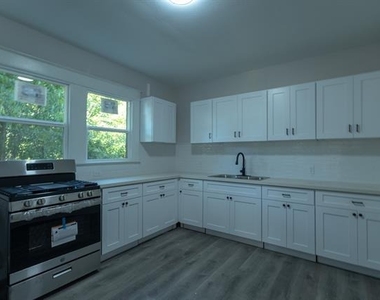 1702 Ethel Avenue - Photo Thumbnail 5