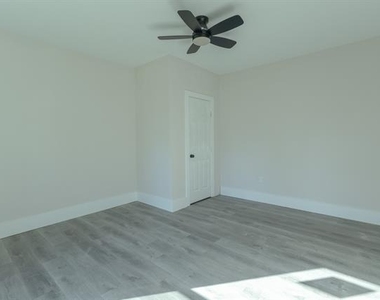 1702 Ethel Avenue - Photo Thumbnail 24