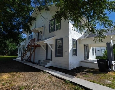 1702 Ethel Avenue - Photo Thumbnail 2
