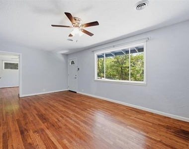 101 Lakewood Lane - Photo Thumbnail 6
