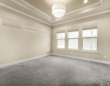1806 Tucker Street - Photo Thumbnail 12