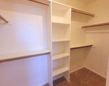 9205 W Villa Rita Drive - Photo Thumbnail 17