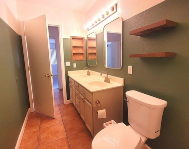 9205 W Villa Rita Drive - Photo Thumbnail 13