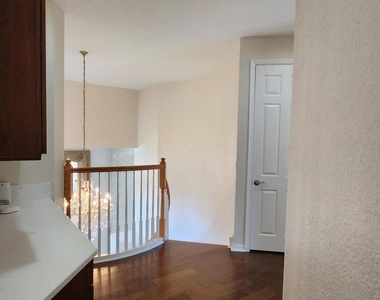 11206 Maritime Court - Photo Thumbnail 23