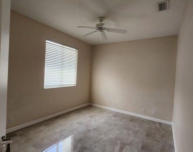 11206 Maritime Court - Photo Thumbnail 24