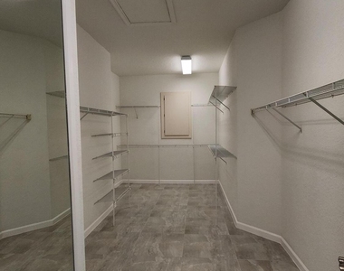 11206 Maritime Court - Photo Thumbnail 15