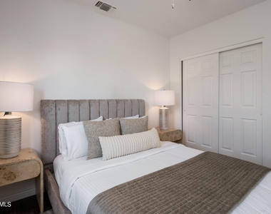 5408 E Kelton Lane - Photo Thumbnail 24