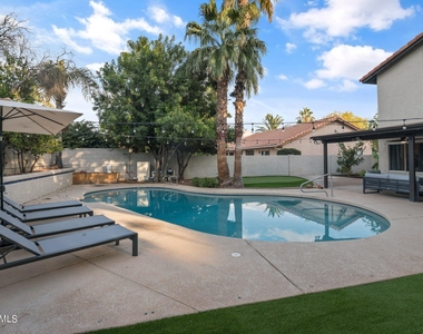 5408 E Kelton Lane - Photo Thumbnail 54