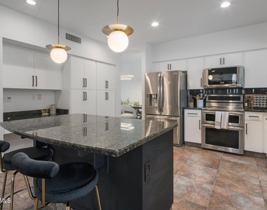 5408 E Kelton Lane - Photo Thumbnail 42