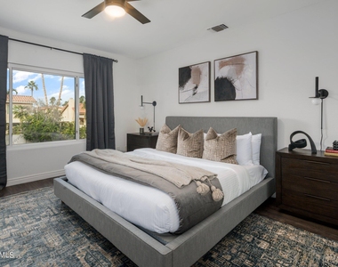 5408 E Kelton Lane - Photo Thumbnail 12