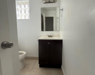 1139 Nw 9th Avenue - Photo Thumbnail 10