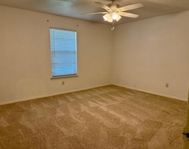 3820 Sagebrush Road - Photo Thumbnail 13