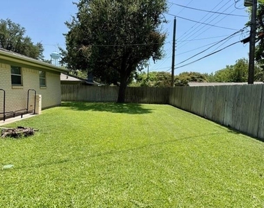 3820 Sagebrush Road - Photo Thumbnail 15