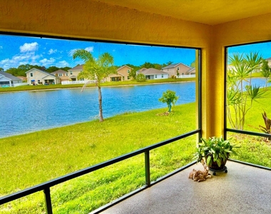 9558 Sea Spray Drive - Photo Thumbnail 5
